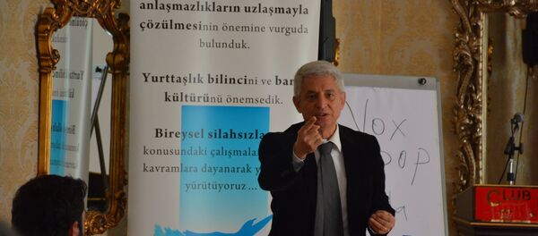 Fikret İlkiz - Sputnik Türkiye