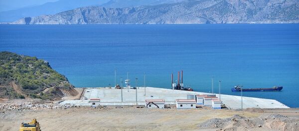 Türkiye'nin ilk nükleer güç santrali projesi olan ve yapımına devam edilen Mersin'deki Akkuyu Nükleer Güç Santrali (NGS), Açık Kapı etkinliği kapsamında ilk kez vatandaşların ziyaretine açıldı. - Sputnik Türkiye