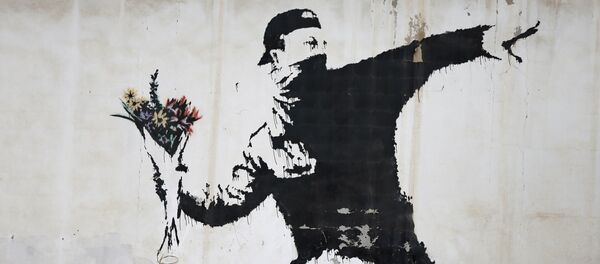 Sokak sanatçısı Banksy'nin eserleri - Sputnik Türkiye