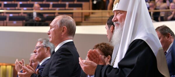 Rusya Devlet Başkanı Vladimir Putin- Rus Ortodoks Kilisesi Patriği Kirill - Sputnik Türkiye