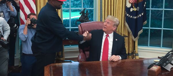 Kanye West-ABD Başkanı Donald Trump - Sputnik Türkiye