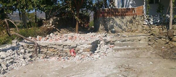 Tayini çıkan imam, kaldığı lojmanı balyozla yıktı - Sputnik Türkiye