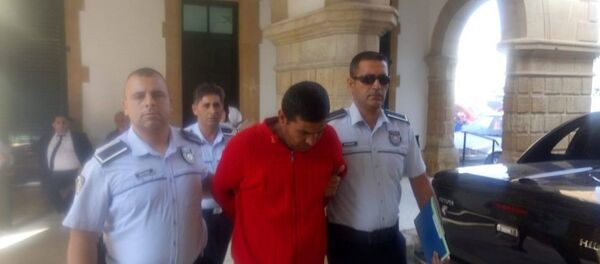 Kızına cinsel istismarda bulunan baba tutuklandı - Sputnik Türkiye