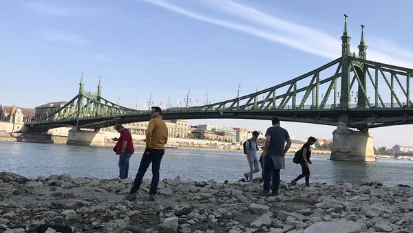 Macaristan'ın başkenti Budapeşte'de Tuna Nehri'nin su seviyesi rekor kırdı - Sputnik Türkiye