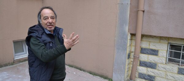 Jeofizik uzmanı Gündoğdu: Oturduğum binanın sağlamlığından emin değilim - Sputnik Türkiye