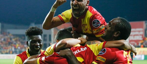 Göztepe-Beşiktaş karşılaşması - Sputnik Türkiye