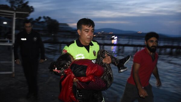 Bodrum'da göçmen teknesi battı - Sputnik Türkiye