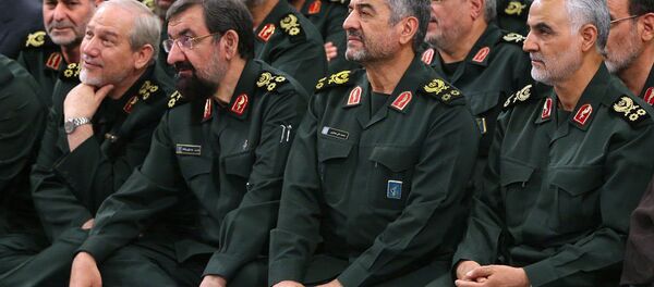 Kasım Süleymani (en sağda) ve diğer İran Devrim Muhafızları komutanları - Sputnik Türkiye