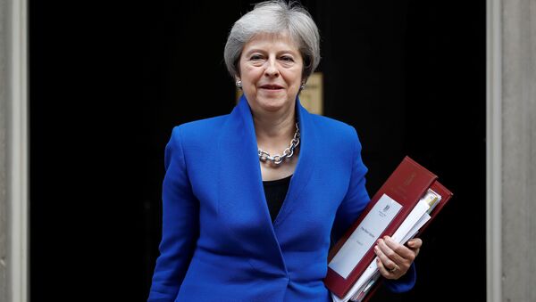 İngiltere Başbakanı Theresa May - Sputnik Türkiye