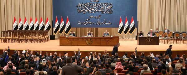 Irak Parlamentosu'nda kabine oylaması - Sputnik Türkiye