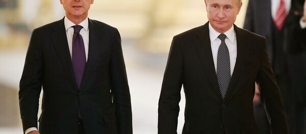 Russian President Vladimir Putin and Italian Prime Minister Giuseppe Conte are holding a joint press conference. Russian President Vladimir Putin and Italian Prime Minister Giuseppe Conte are holding a joint press conference. - Sputnik Türkiye