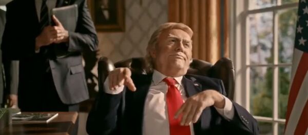 İzmir'deki konut projesi için hazırlanan reklam filmi: Trump çıldırıyor, koltuğuna yığılıyor - Sputnik Türkiye