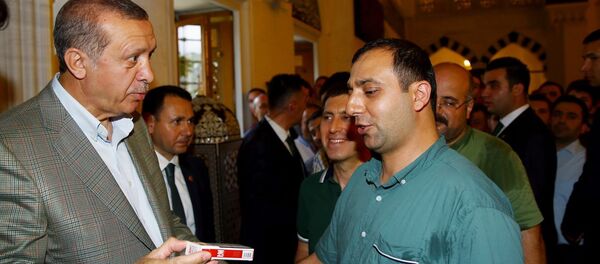 Recep Tayyip Erdoğan - sigara - Sputnik Türkiye