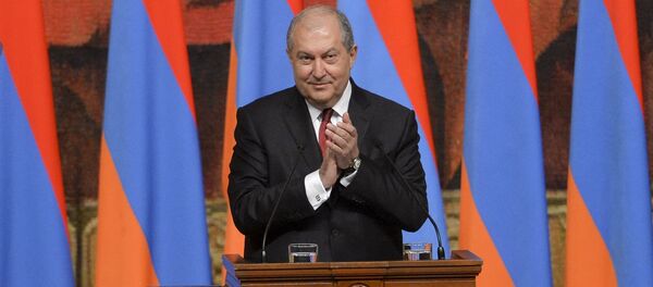 Ermenistan Cumhurbaşkanı Armen Sarkisyan Ermenistan Cumhurbaşkanı Armen Sarkisyan - Sputnik Türkiye