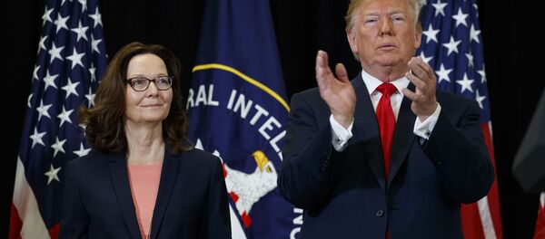 Gina Haspel-Donald Trump Gina Haspel-Donald Trump - Sputnik Türkiye