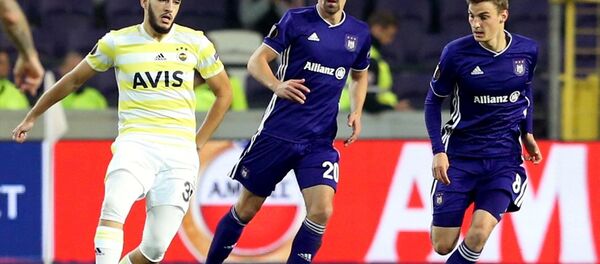 Anderlecht ile Fenrbahçe arasında oynanan UEFA Avrupa Ligi maçı - Sputnik Türkiye