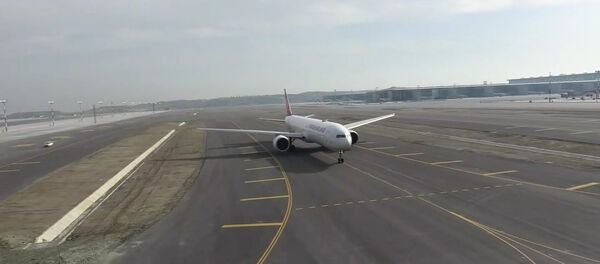 İstanbul Havalimanı'ndan ilk tarifeli sefer yapıldı İstanbul Havalimanı'ndan ilk tarifeli sefer yapıldı - Sputnik Türkiye