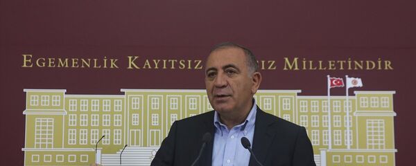 Gürsel Tekin Gürsel Tekin - Sputnik Türkiye