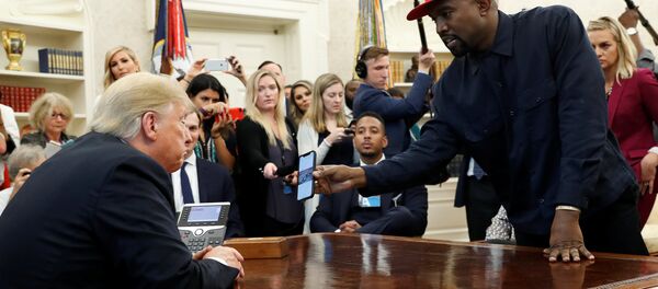 Beyaz Saray'da Donald Trump-Kanye West buluşması, 11.10.2018 - Sputnik Türkiye