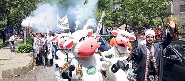 İnek Duası - Sputnik Türkiye