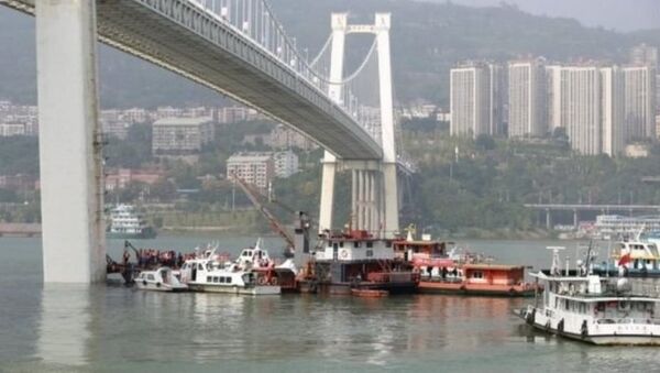 Yolcu-şoför kavgası nehirde bitti - Sputnik Türkiye