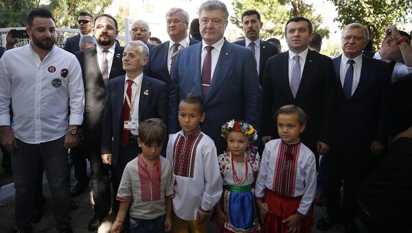 Ukrayna Devlet Başkanı Pyotr Poroşenko - Sputnik Türkiye