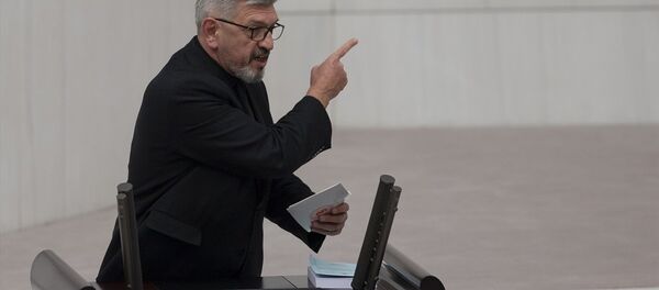 Cihangir İslam - Sputnik Türkiye