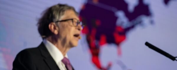 Bill Gates, sahneye dışkıyla çıktı - Sputnik Türkiye