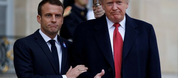 Donald Trump - Emmanuel Macron - Sputnik Türkiye