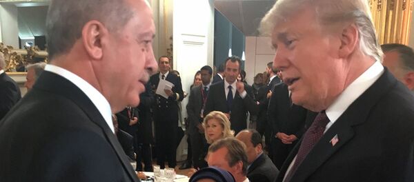 Cumhurbaşkanı Recep Tayyip Erdoğan ile ABD Başkanı Donald Trump - Sputnik Türkiye