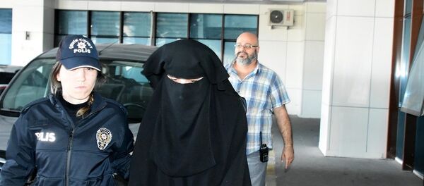 Emine Şahin Emine Şahin - Sputnik Türkiye