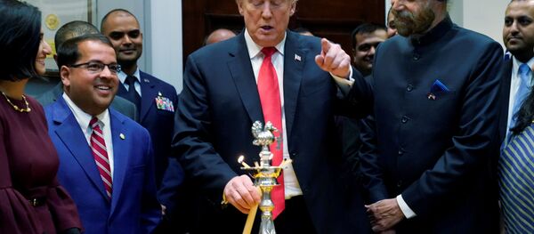 Hintliler'i unutan Trump eleştirin hedefi oldu Hintliler'i unutan Trump eleştirin hedefi oldu - Sputnik Türkiye