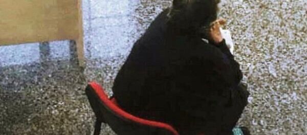 Annesini bakanlığın kapısına bırakıp gitti Annesini bakanlığın kapısına bırakıp gitti - Sputnik Türkiye