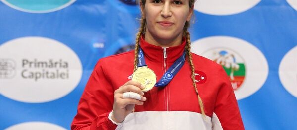 Buse Tosun - Sputnik Türkiye