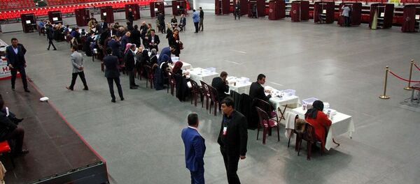 AK Parti'de temayül yoklaması - Sputnik Türkiye