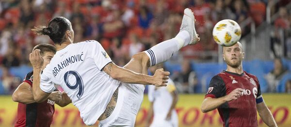 Zlatan Ibrahimovic'ten 500. kariyer golü - Sputnik Türkiye