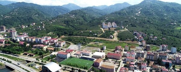 Otel ve alışveriş merkezi yapılmak üzere Arap yatırımcıya satılan Trabzon’un Beşikdüzü ilçesinde Şehit Üstteğmen Erdal Kurtoğlu Parkı  - Sputnik Türkiye