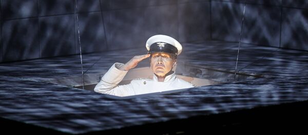 Yevgeniy Mironov'un katılımıyla Uluslar Tiyatrosu'nun ‘Hamlet | Kolaj' oyunu - Sputnik Türkiye