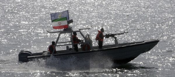 an Iranian Revolutionary Guard speedboat - Sputnik Türkiye