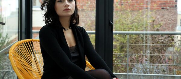 Saç boyası yüzünü tanınmaz hale getirdi - Sputnik Türkiye