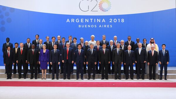 G20 leaders pose for a family photo during the G20 summit in Buenos Aires, Argentina November 30, 2018. - Sputnik Türkiye