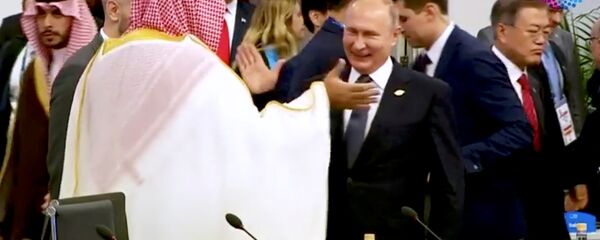 Suudi Arabistan Veliaht Prensi Muhammed Bin Selman-Rusya Devlet Başkanı Vladimir Putin - Sputnik Türkiye