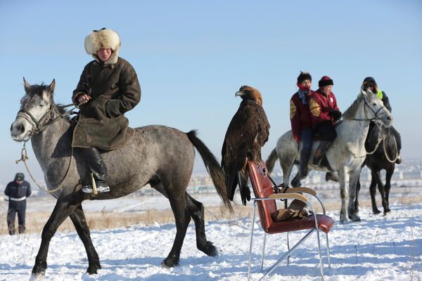 Kazakistan'da geleneksel avcılık yarışması - Sputnik Türkiye