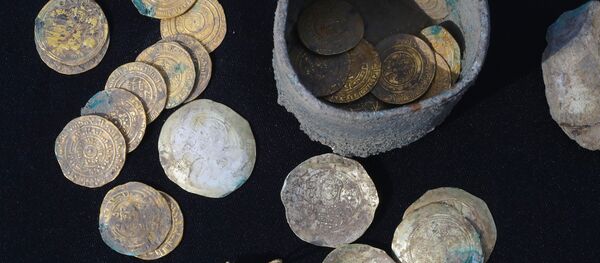 Kayserya antik kentinde bulunan altın sikkeler - Sputnik Türkiye