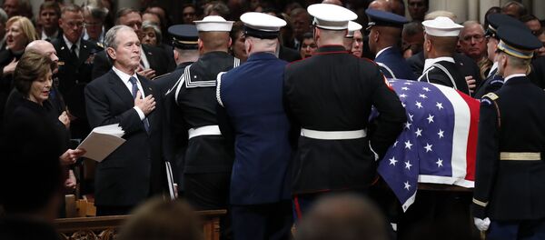 George W. Bush-George H. W. Bush'un cenazesi - Sputnik Türkiye