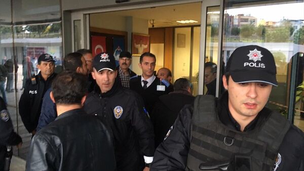 Çukurova Belediyesi silahlı saldırı - Sputnik Türkiye