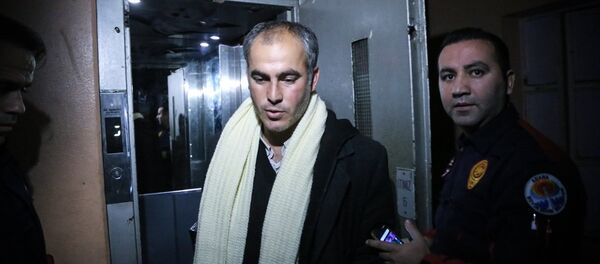 Çekirdek çitleyerek kurtarılmayı bekledi - Sputnik Türkiye