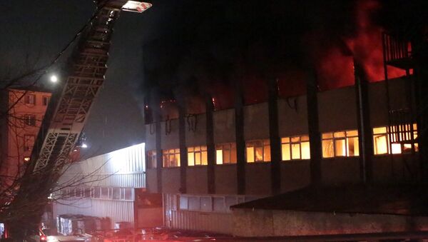 Maltepe - fabrika yangını - Sputnik Türkiye