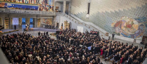 Nobel Barış Ödülü sahipleri: Tecavüz bir savaş silahı olarak kullanılmasın - Sputnik Türkiye