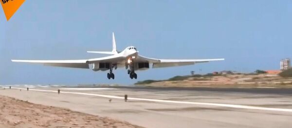 Rusya, Venezüella’ya stratejik savaş uçaklarını gönderdi - Sputnik Türkiye